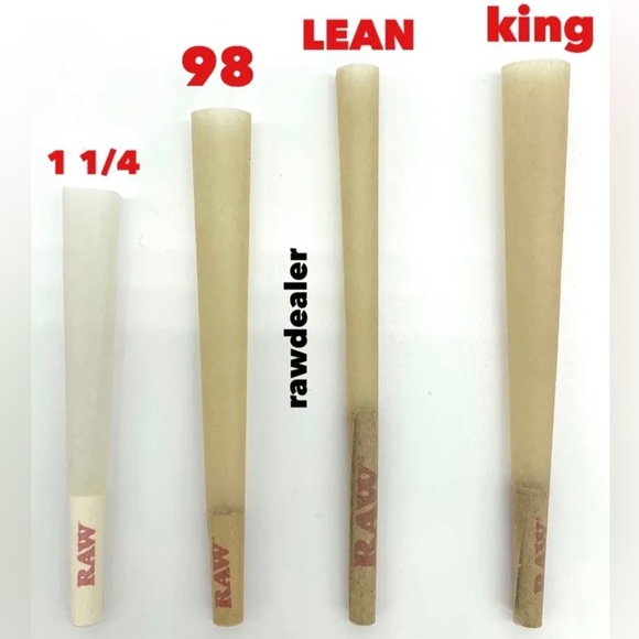 Raw classic King Size cone pre rolled (200pk) + glass cone tip + tube - Picture 9 of 12